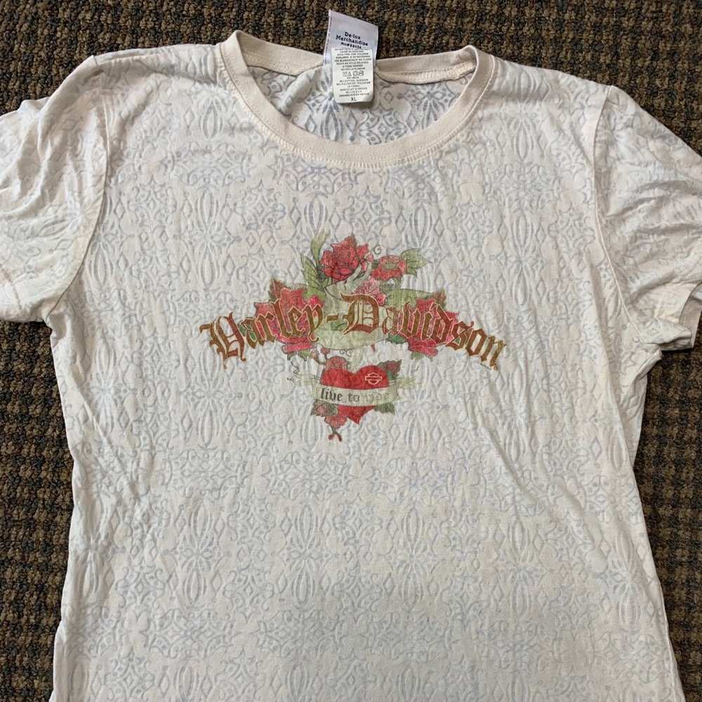 Women’s Harley Davidson shirt